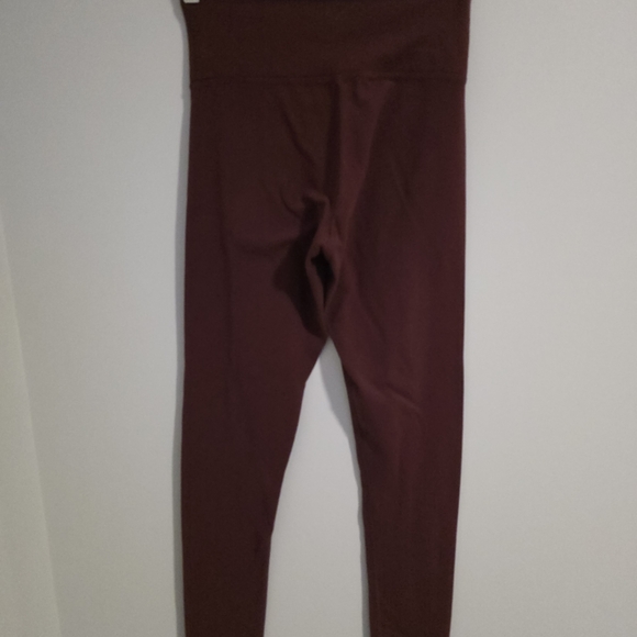 TNA Burgundy Leggings - Picture 5 of 8